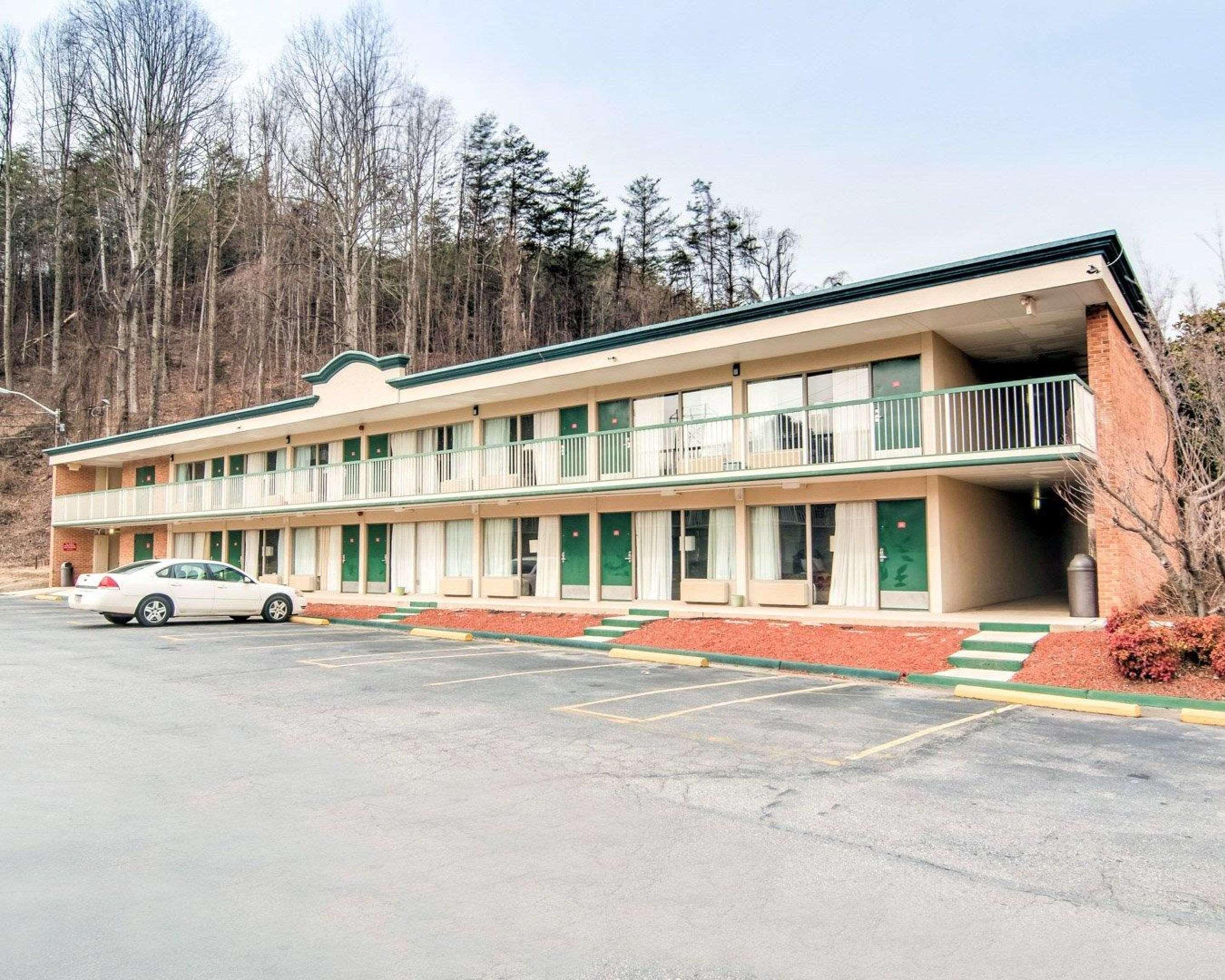 Econo Lodge Martinsville Dış mekan fotoğraf